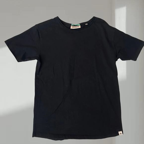 Scotch & Soda Amsterdam “Catch the Rays” Black Tee – Size M - Picture 1 of 3